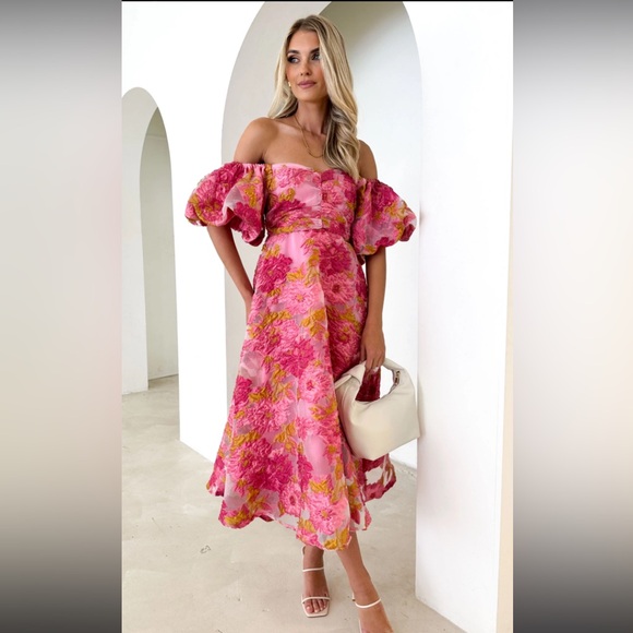 Tulliah Off Shoulder Pink Jacquard Midi Dress. NEVER WORN - Picture 1 of 4